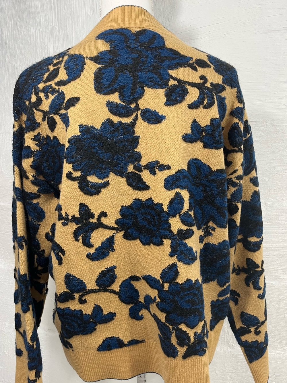 ANN TAYLOR FLORAL JACQUARD SWEATER ONE OF A KIND SAMPLE PIECE (417) - Picture 11 of 16